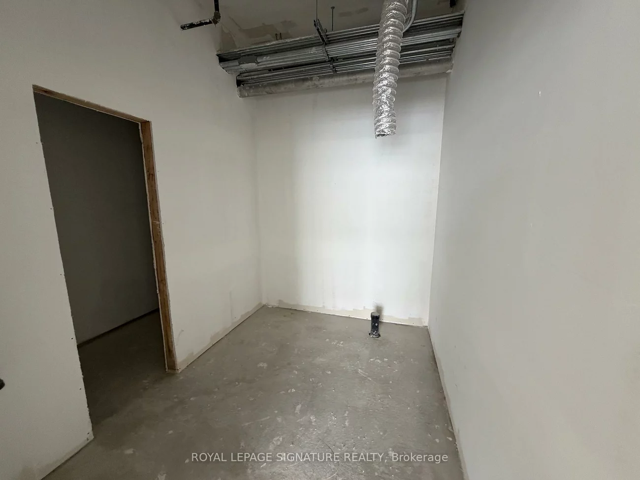 220, Dissette, Bradford, Bradford West Gwillimbury