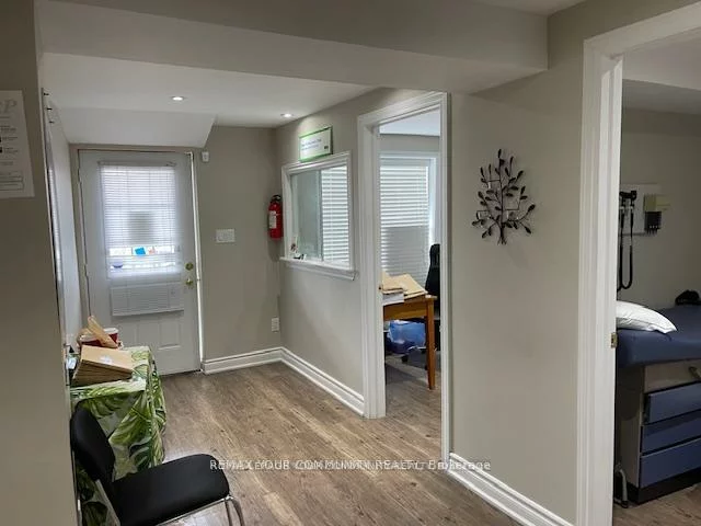 13, John, Bradford, Bradford West Gwillimbury