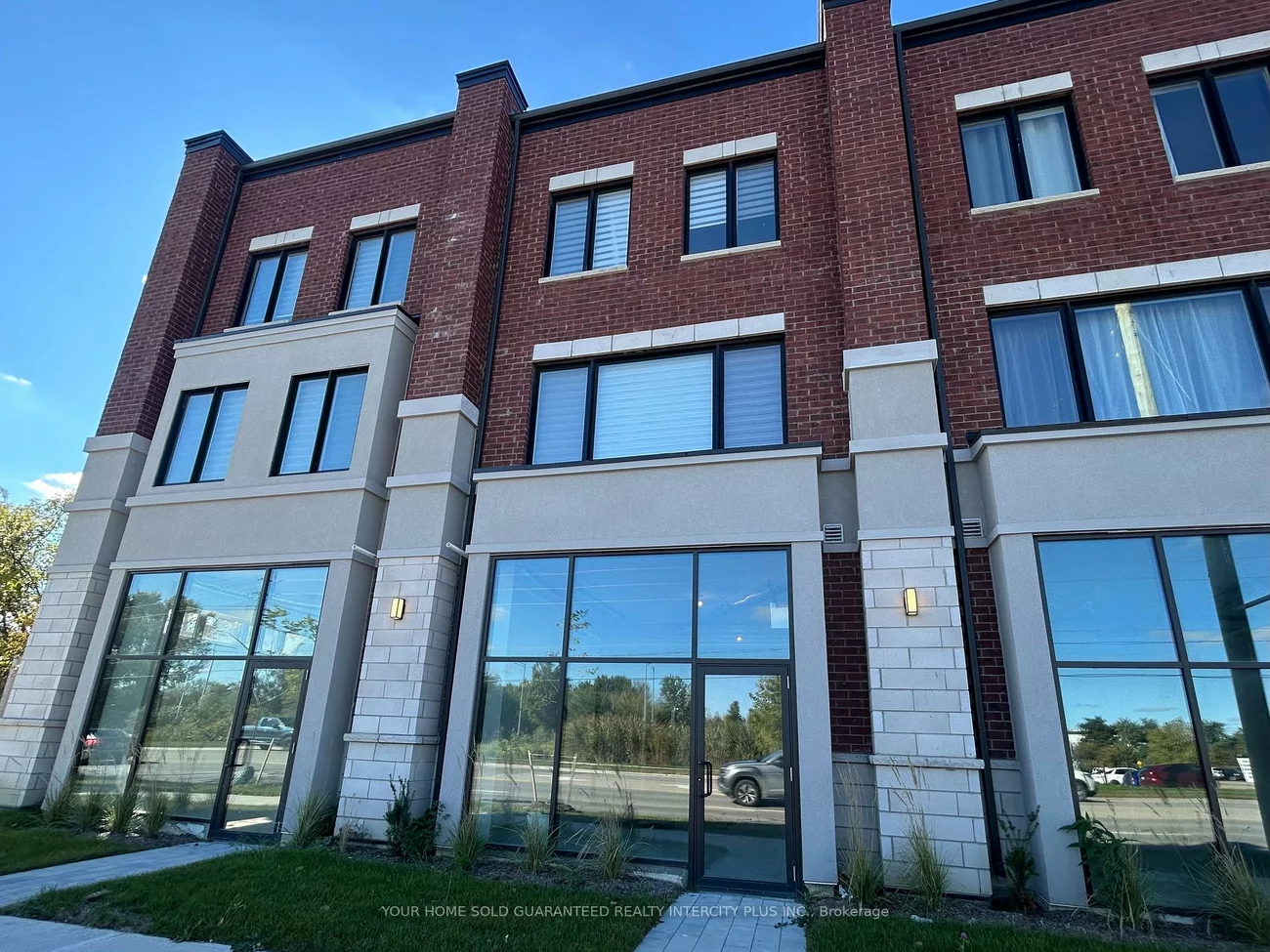 200, Dissette, Bradford, Bradford West Gwillimbury