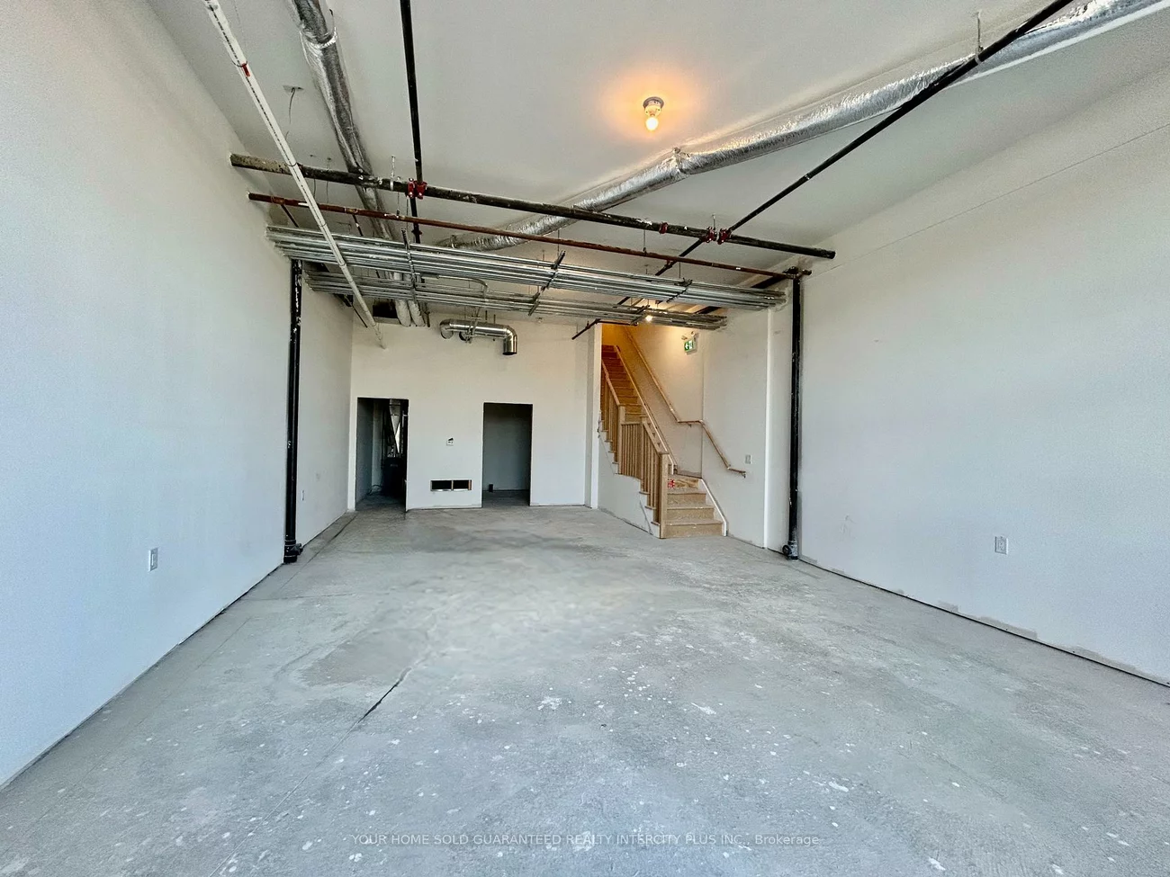 200, Dissette, Bradford, Bradford West Gwillimbury