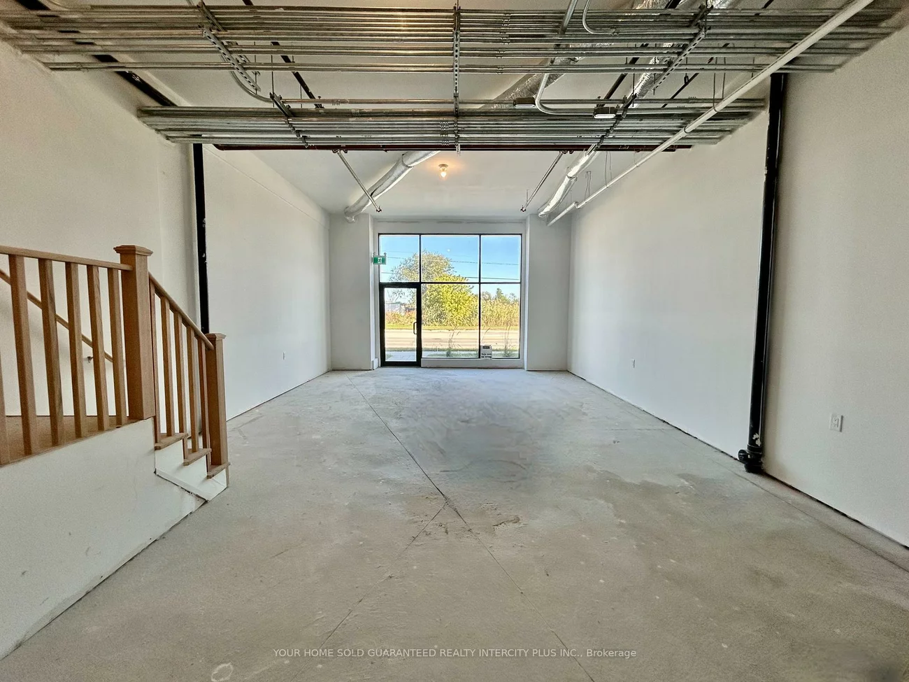 200, Dissette, Bradford, Bradford West Gwillimbury