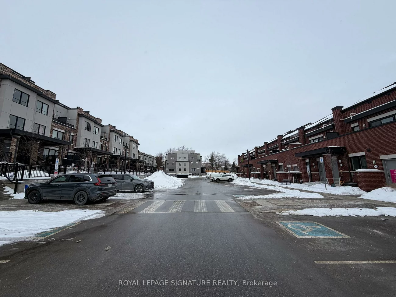 200, Dissette, Bradford, Bradford West Gwillimbury