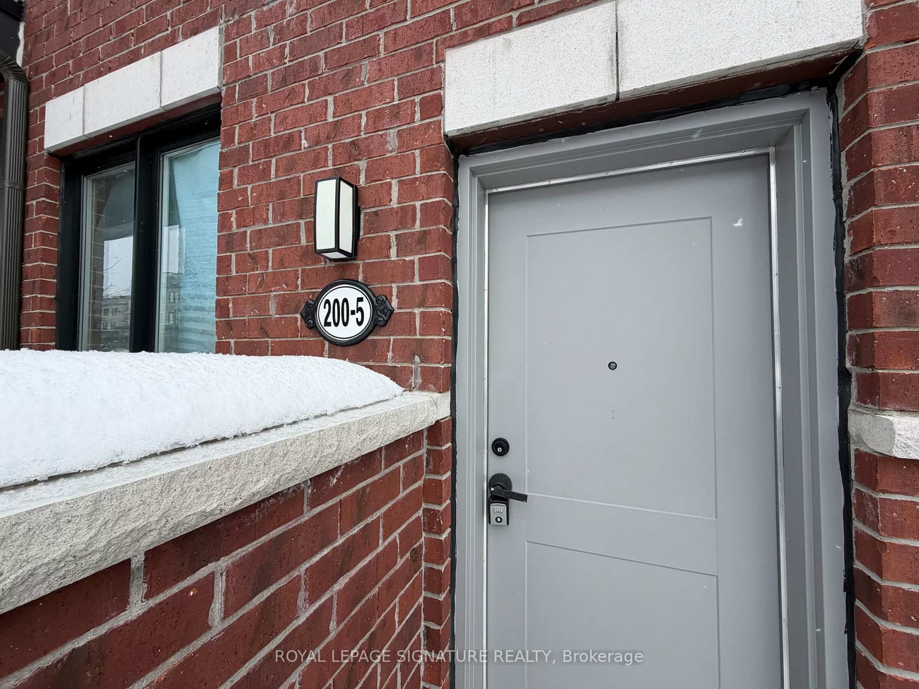 200, Dissette, Bradford, Bradford West Gwillimbury