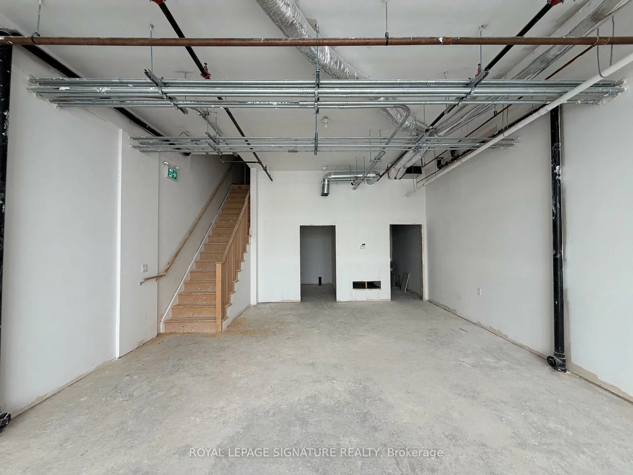 200, Dissette, Bradford, Bradford West Gwillimbury