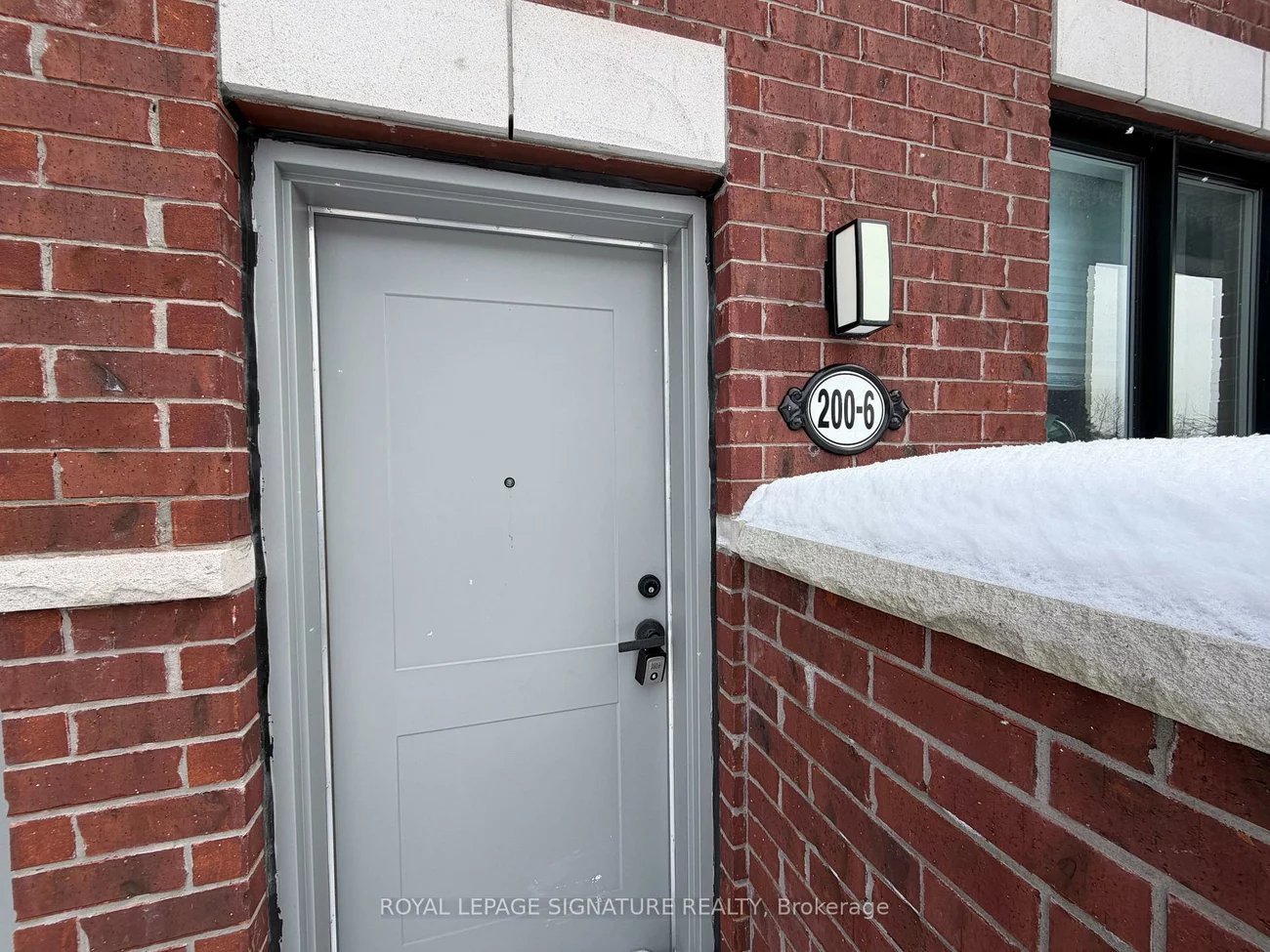 200, Dissette, Bradford, Bradford West Gwillimbury