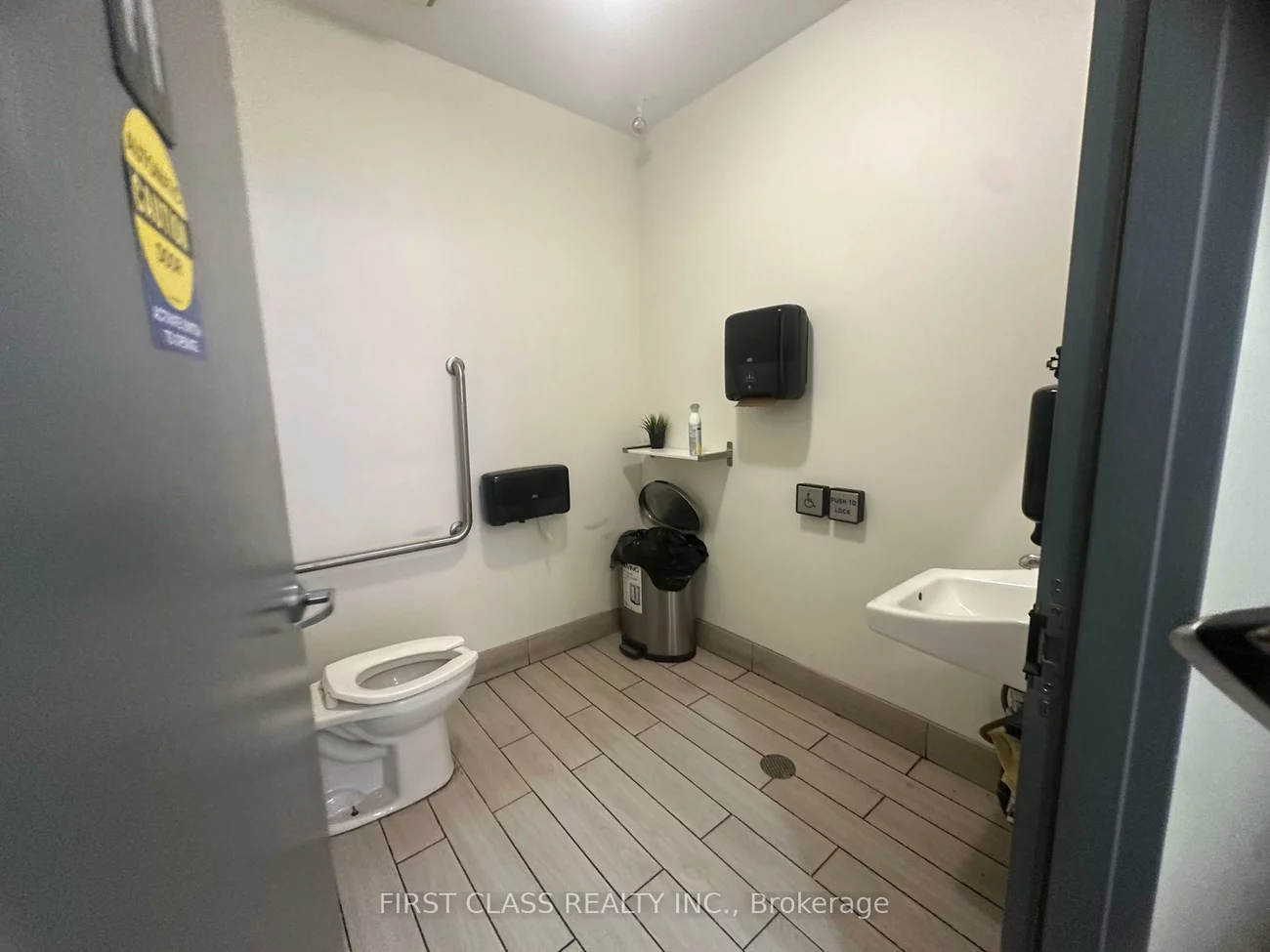 450, Holland, Bradford, Bradford West Gwillimbury