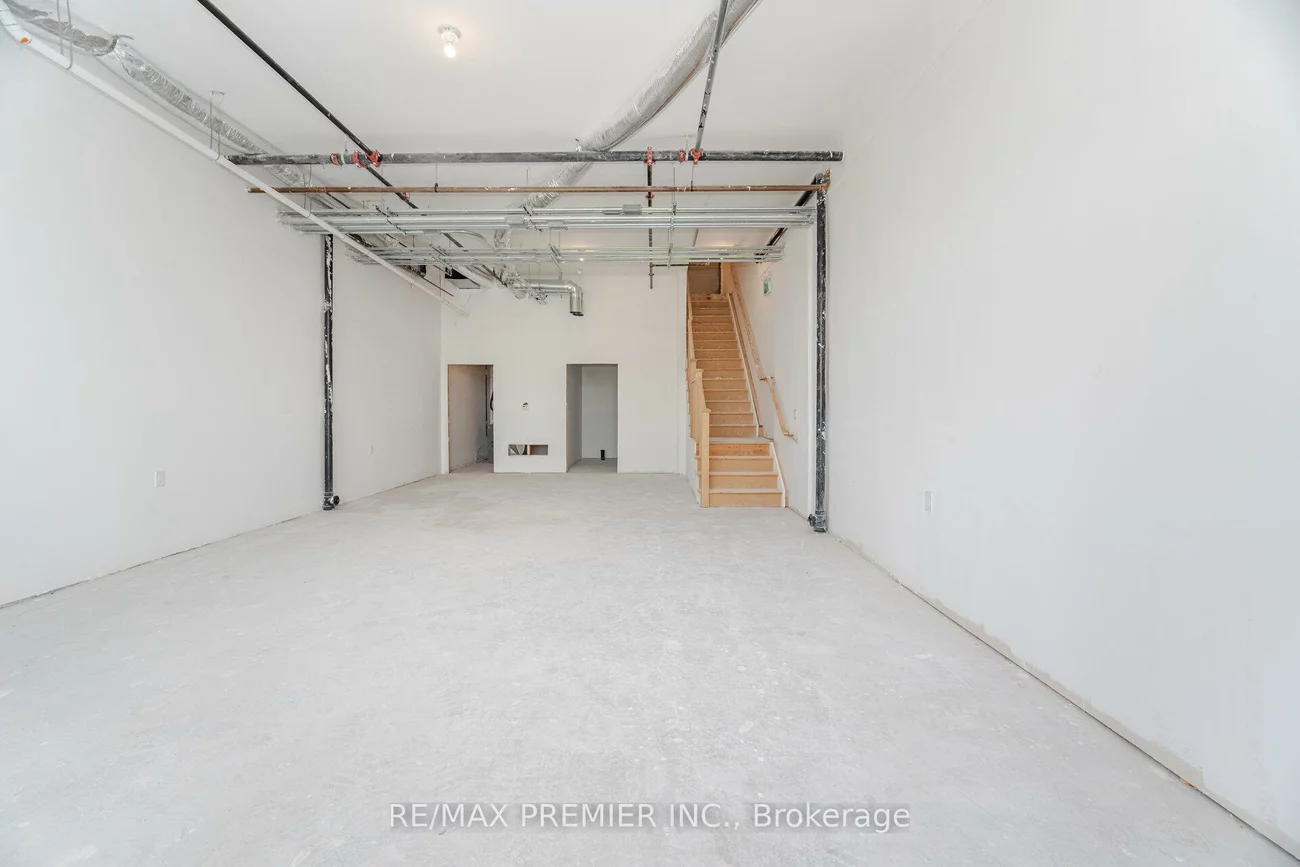 200, Dissette, Bradford, Bradford West Gwillimbury
