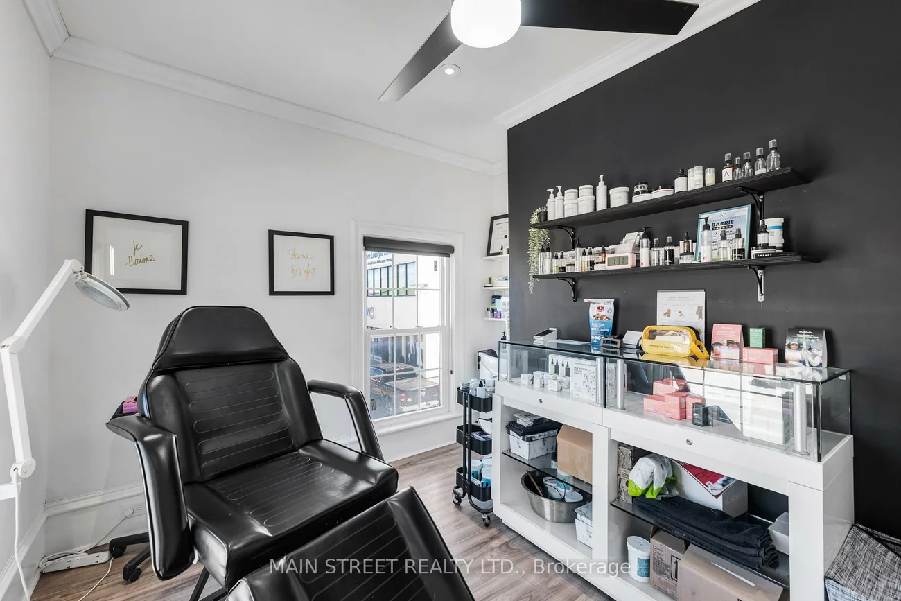 92, Holland, Bradford, Bradford West Gwillimbury