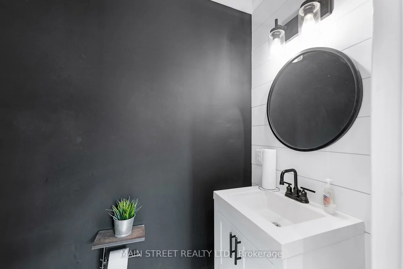 92, Holland, Bradford, Bradford West Gwillimbury