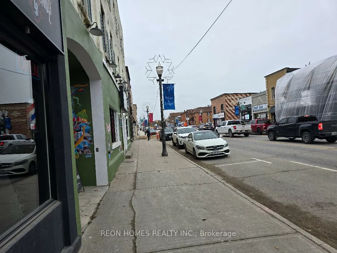 16, Holland, Bradford, Bradford West Gwillimbury