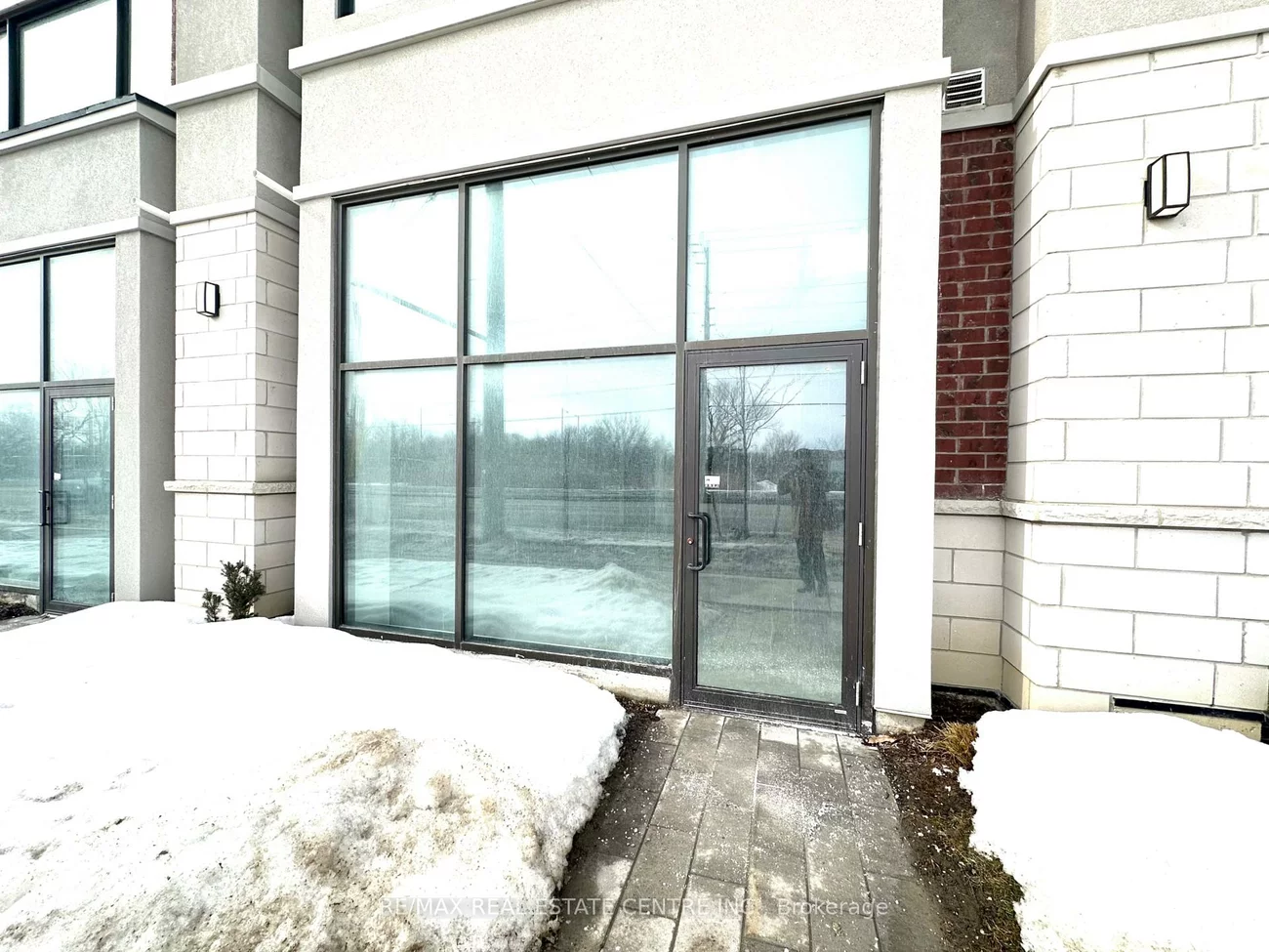 200, Dissette, Bradford, Bradford West Gwillimbury