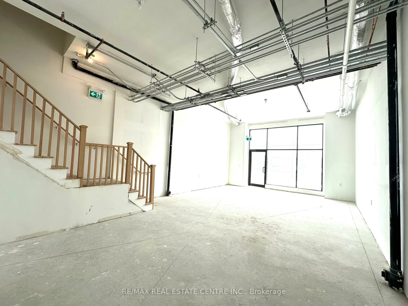 200, Dissette, Bradford, Bradford West Gwillimbury