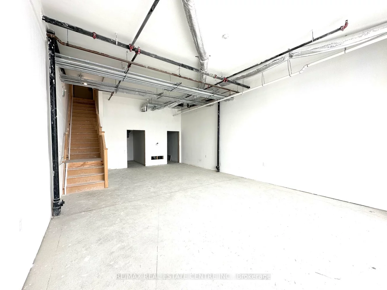 200, Dissette, Bradford, Bradford West Gwillimbury