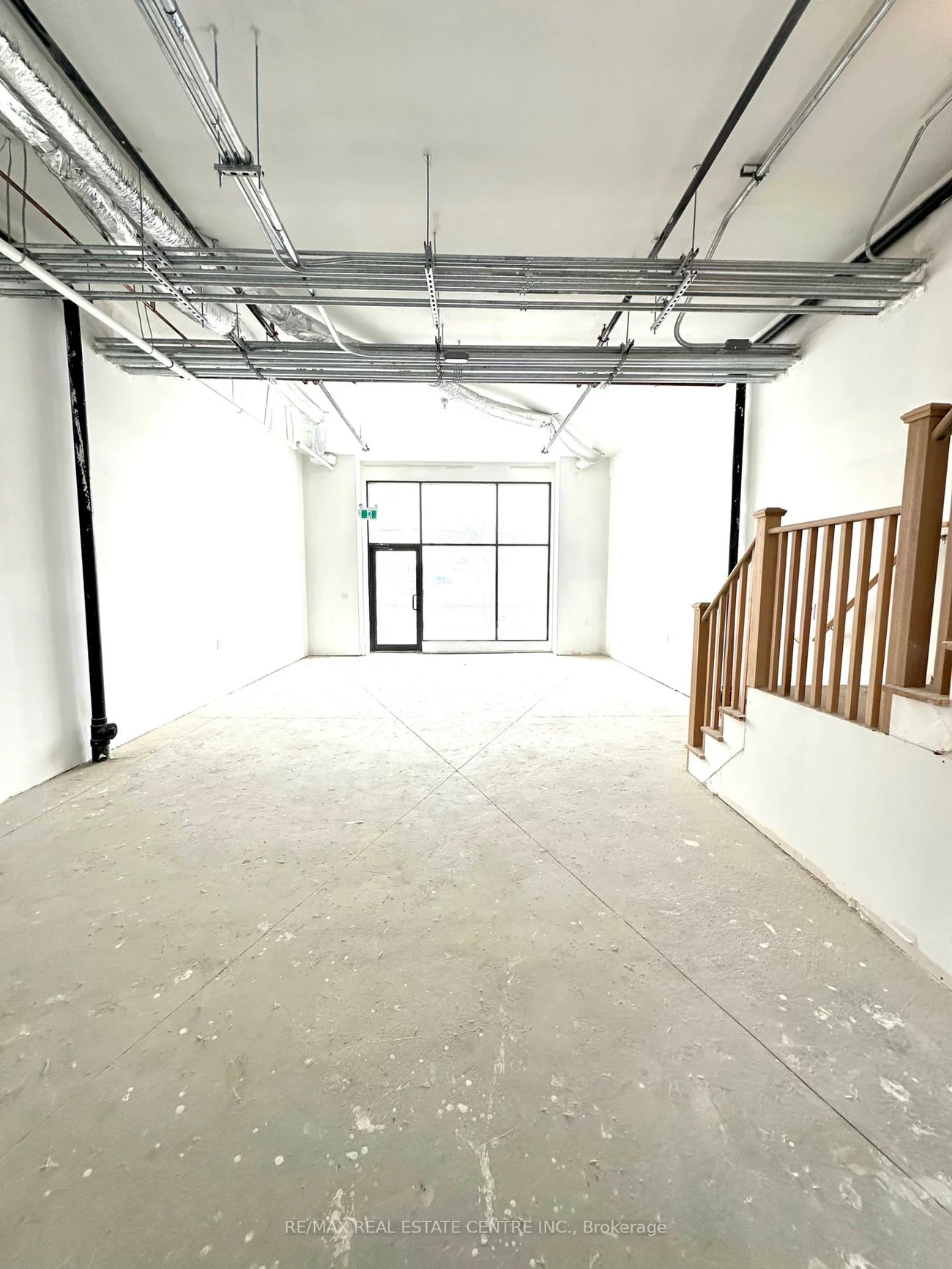 200, Dissette, Bradford, Bradford West Gwillimbury