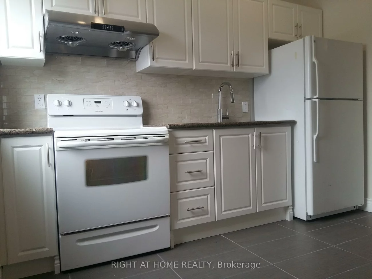 17, Barrie, Bradford, Bradford West Gwillimbury