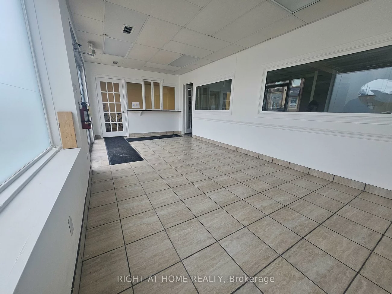 17, Barrie, Bradford, Bradford West Gwillimbury