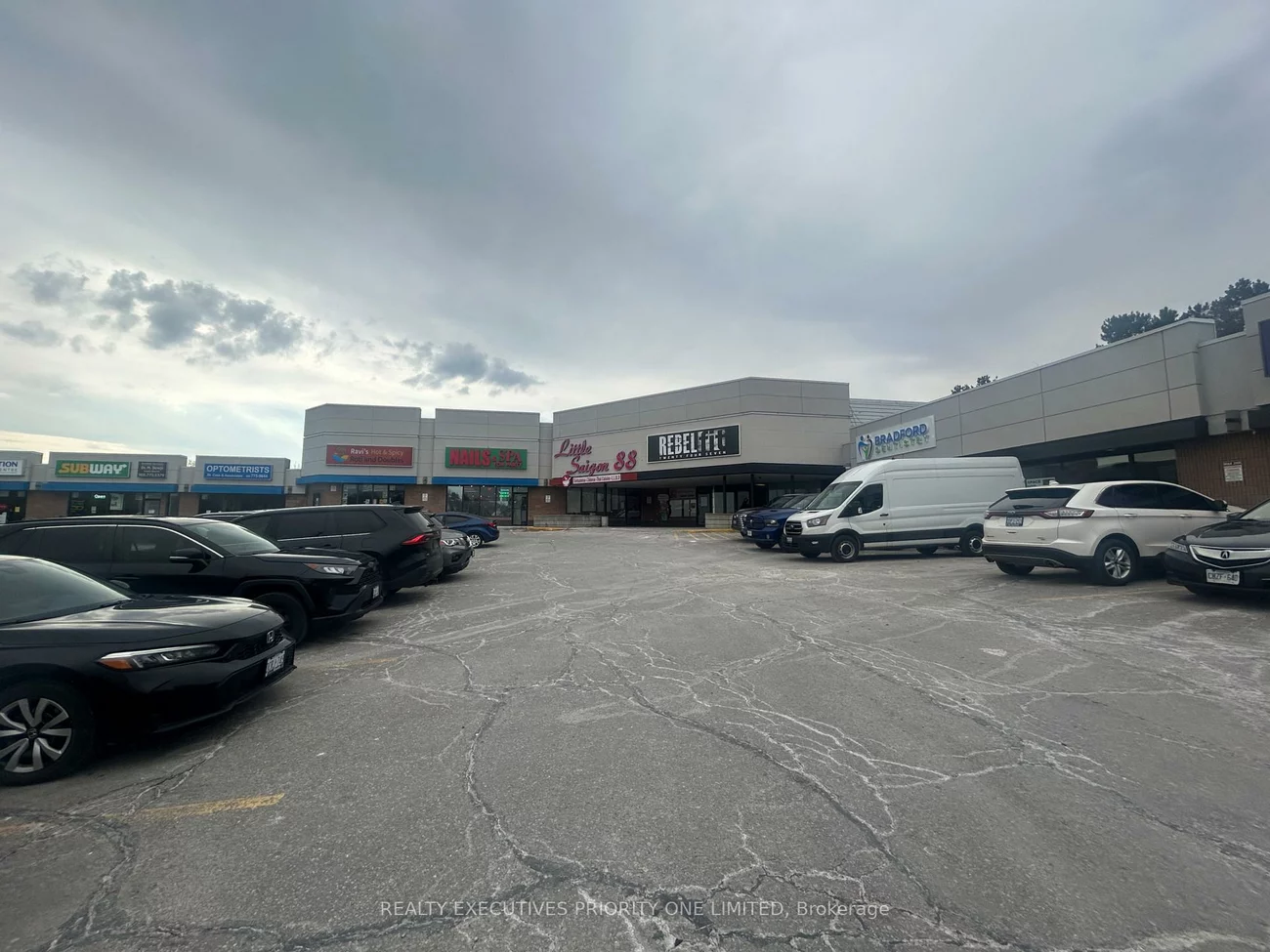 180, Holland, Bradford, Bradford West Gwillimbury
