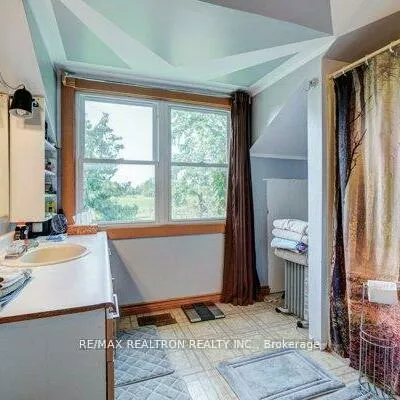 3930, Yonge, Rural Bradford West Gwillimbury, Bradford West Gwillimbury