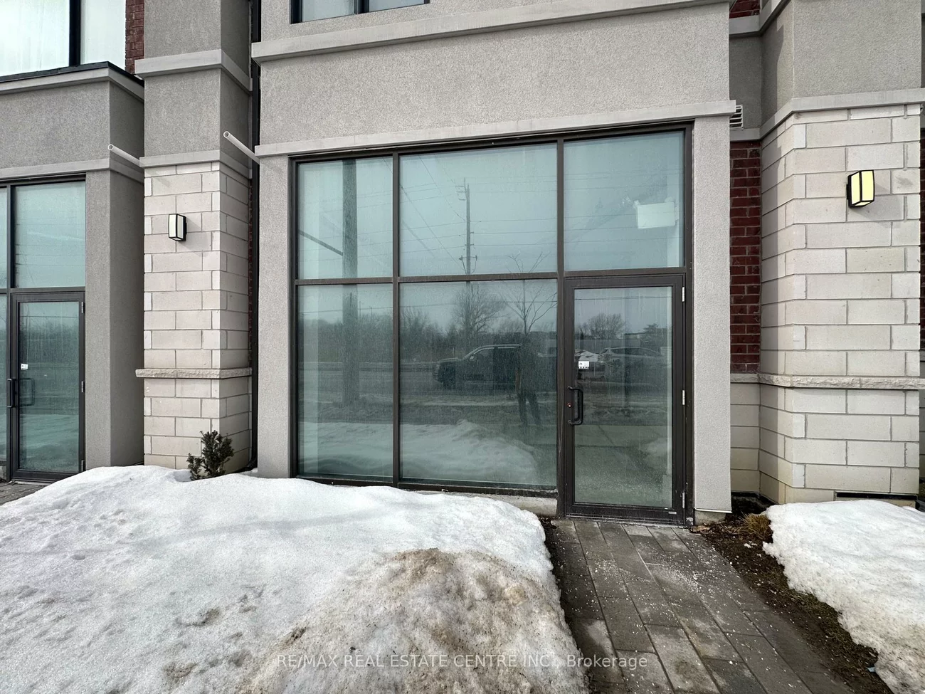 200, Dissette, Bradford, Bradford West Gwillimbury