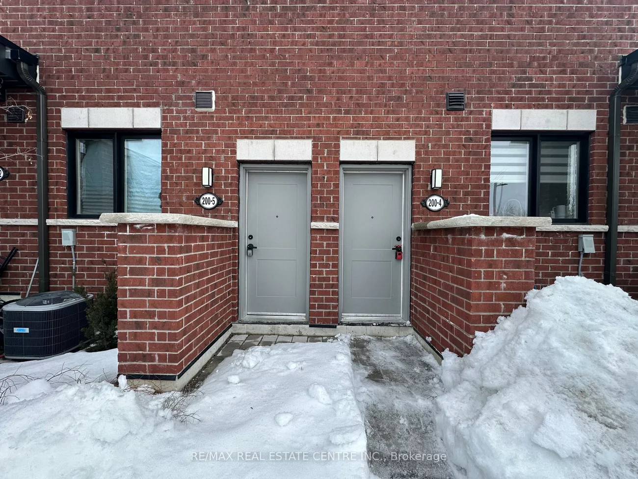200, Dissette, Bradford, Bradford West Gwillimbury