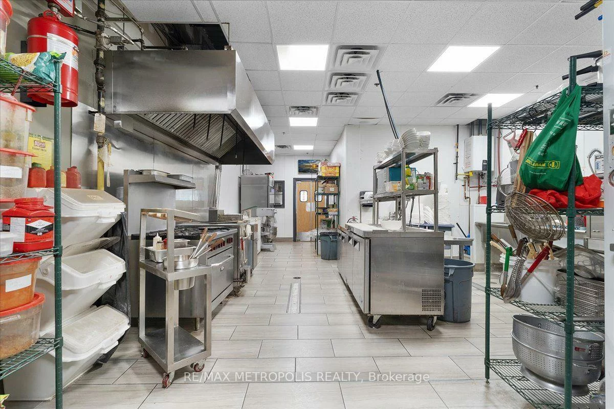 450, Holland, Bradford, Bradford West Gwillimbury
