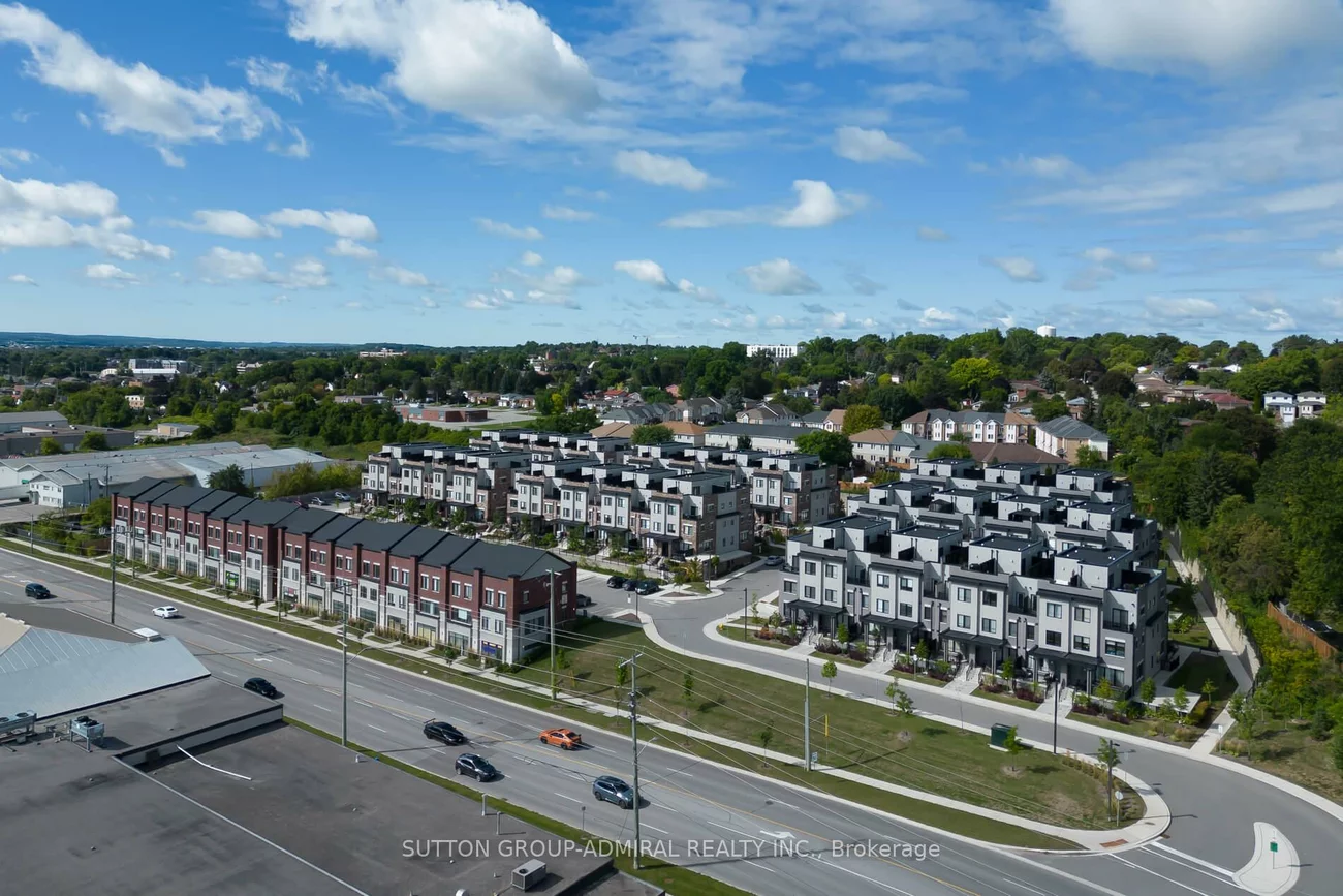 220, Dissette, Bradford, Bradford West Gwillimbury