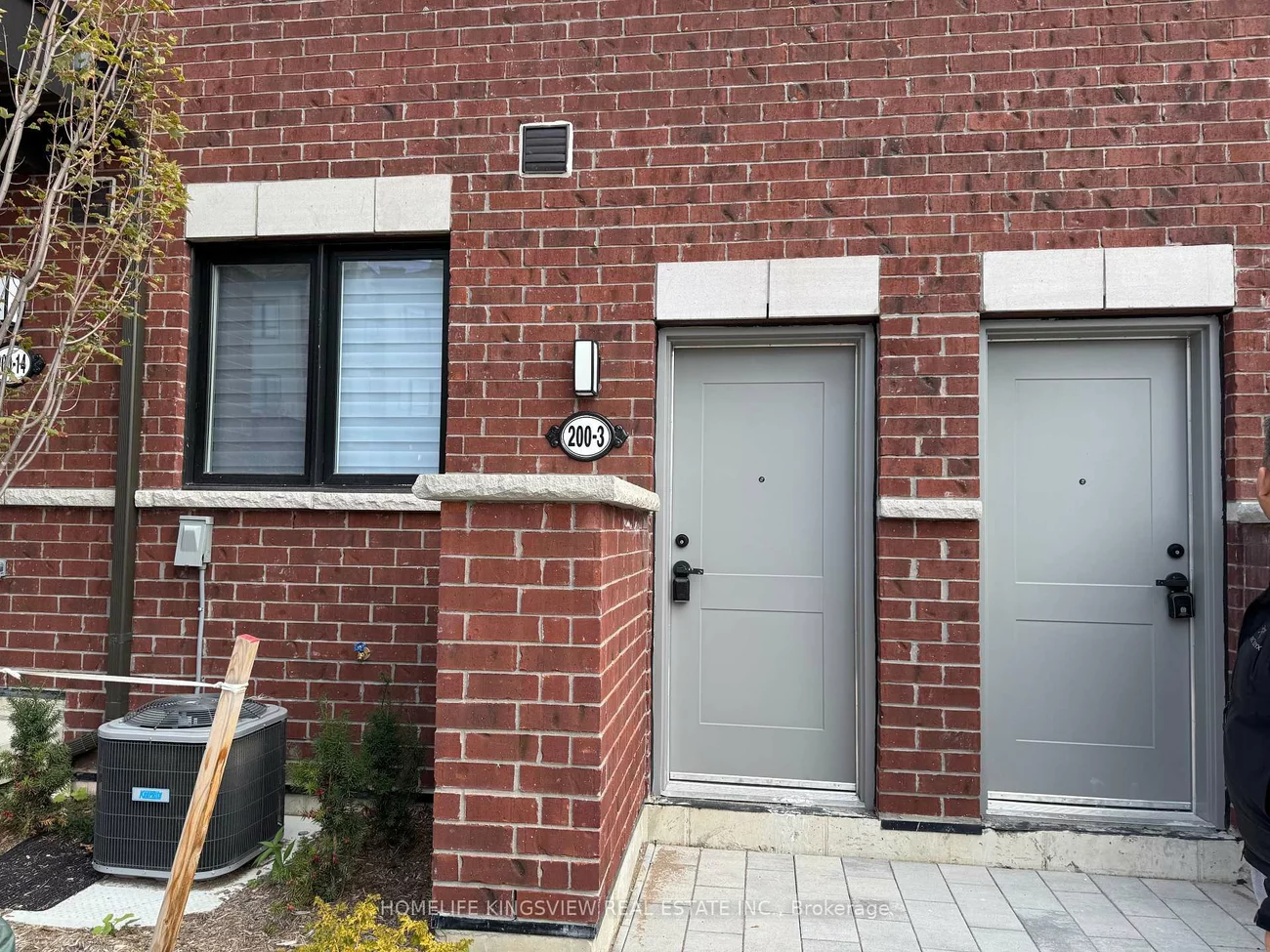 200, Dissette, Bradford, Bradford West Gwillimbury
