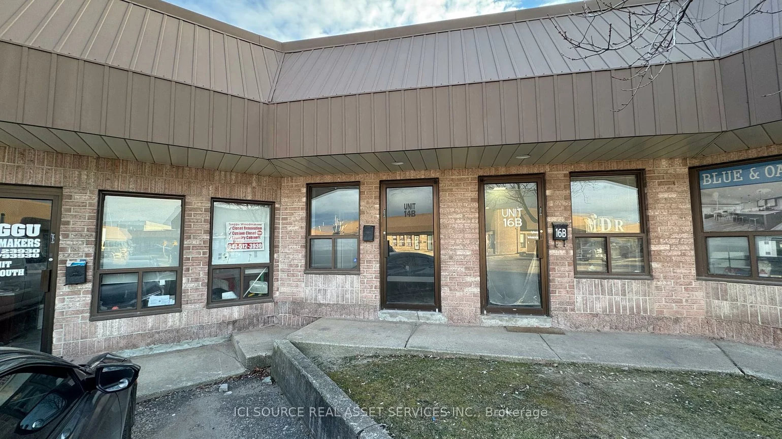 18 B, Strathearn, Steeles Industrial, Brampton