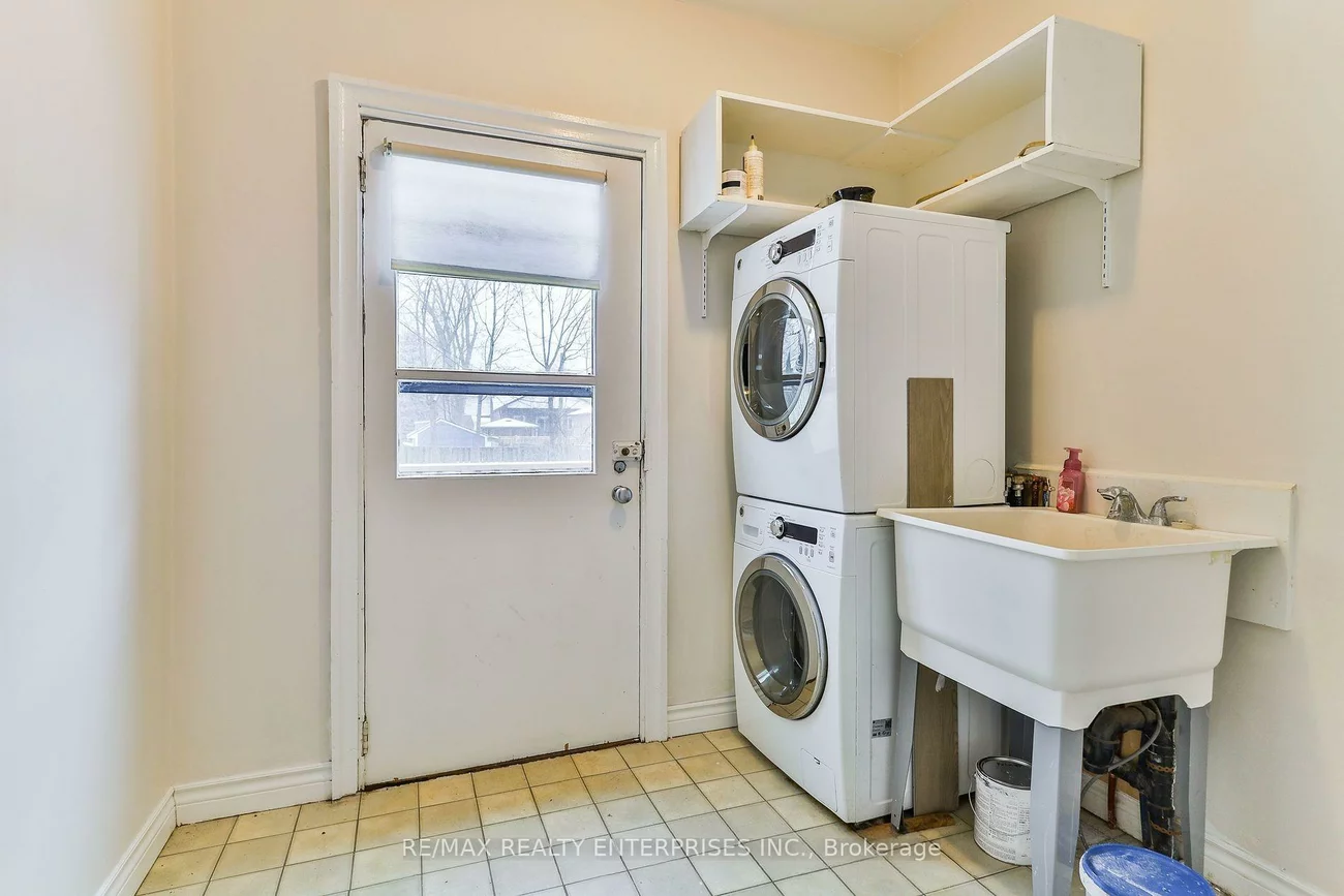 245, Main, Downtown Brampton, Brampton