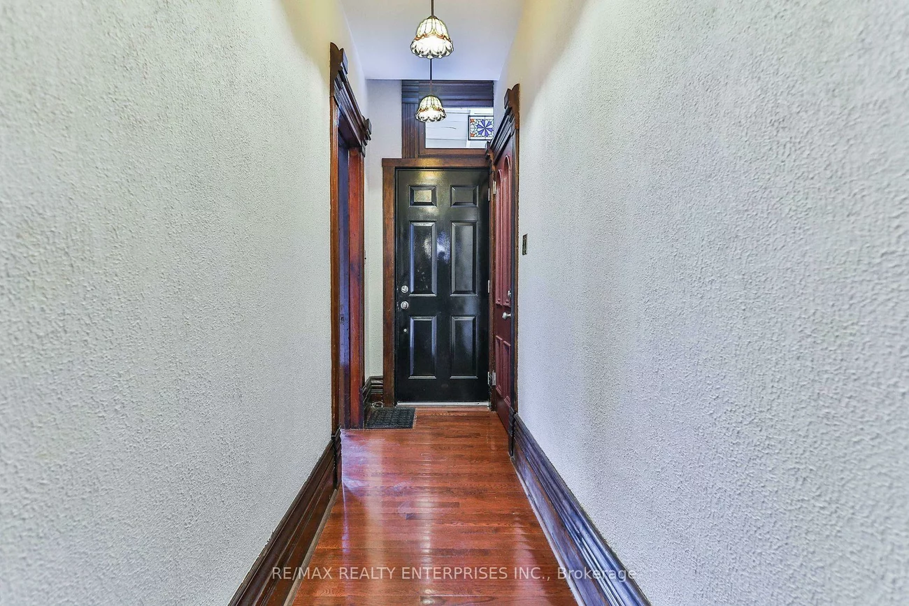 245, Main, Downtown Brampton, Brampton