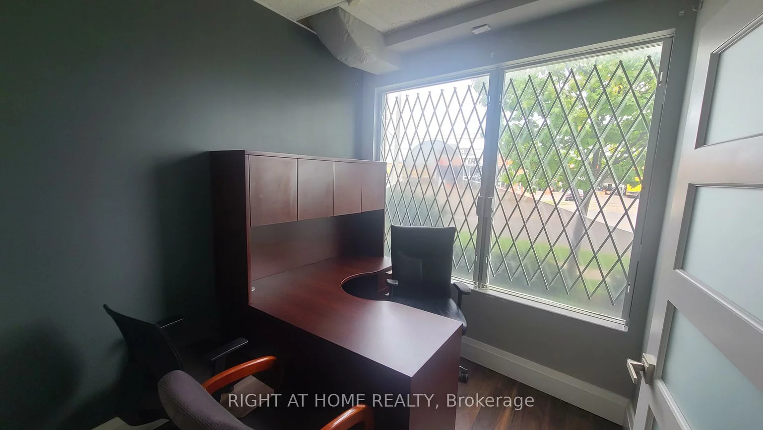 49, Hillcrest, Queen Street Corridor, Brampton