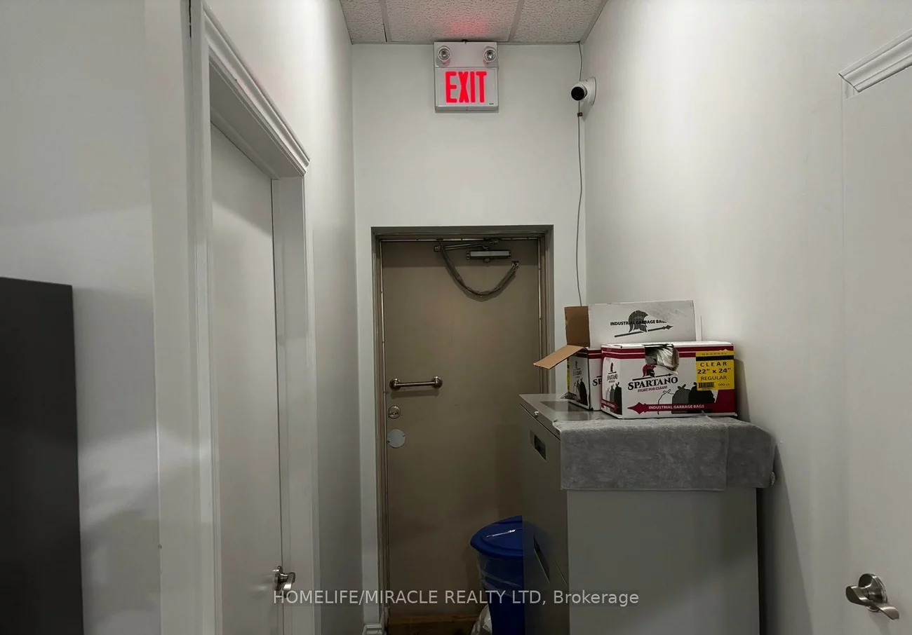 341, Parkhurst, Brampton East Industrial, Brampton