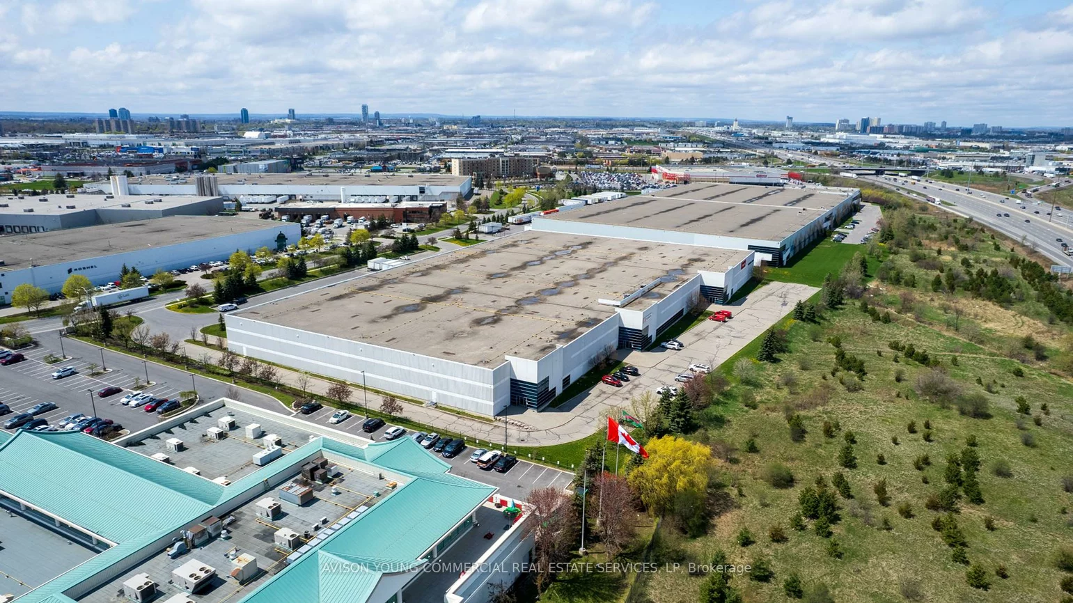 180, Biscayne, Steeles Industrial, Brampton