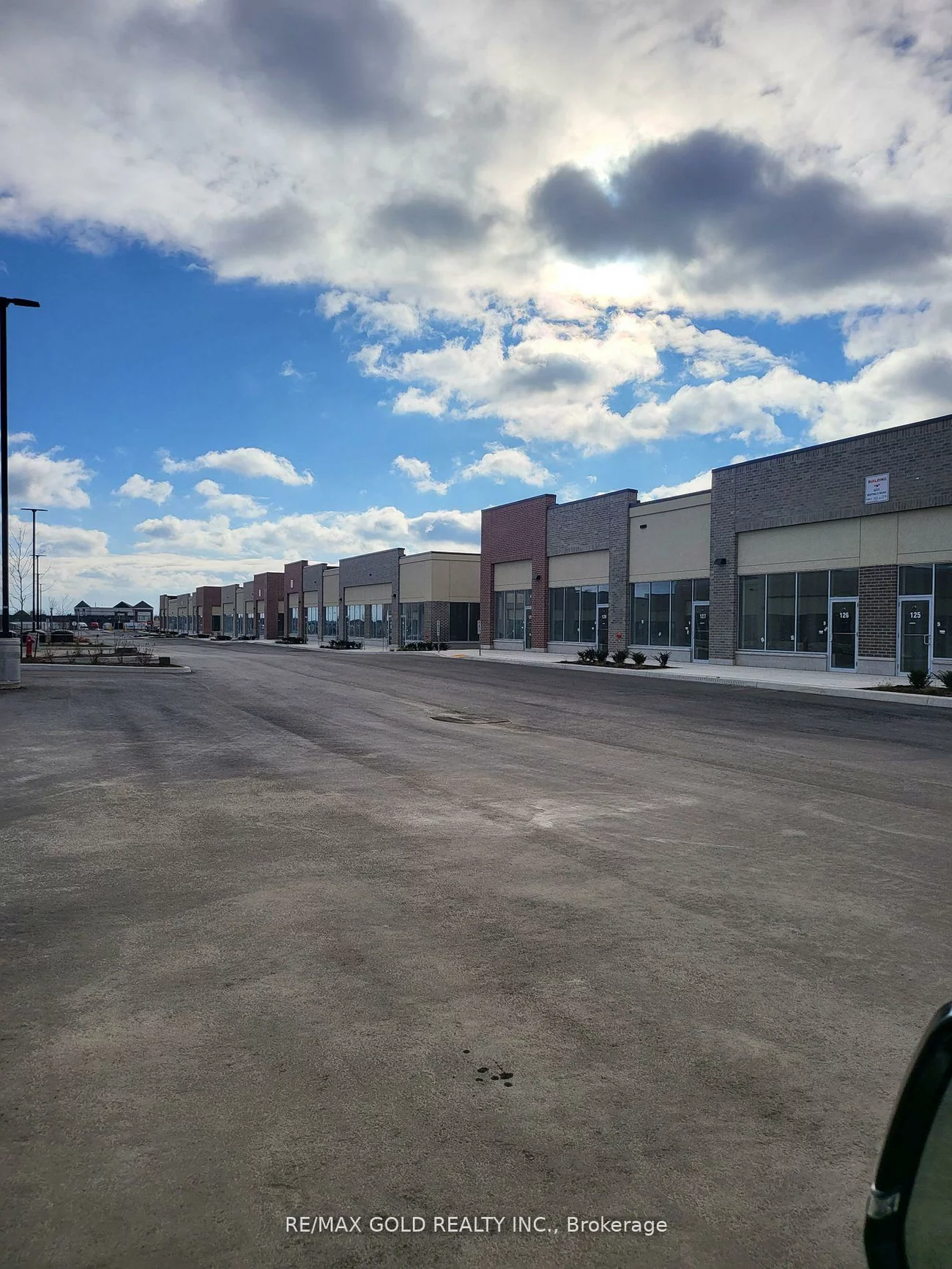 6161, Mayfield, Vales of Castlemore North, Brampton