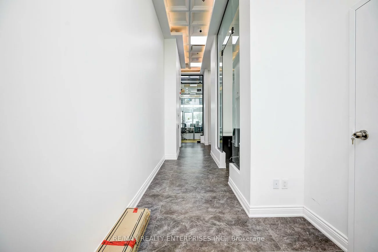 20, Maritime Ontario, Airport Road/ Highway 7 Business Centre, Brampton