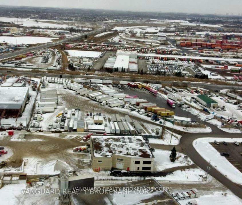 8, Cadetta, Highway 427, Brampton
