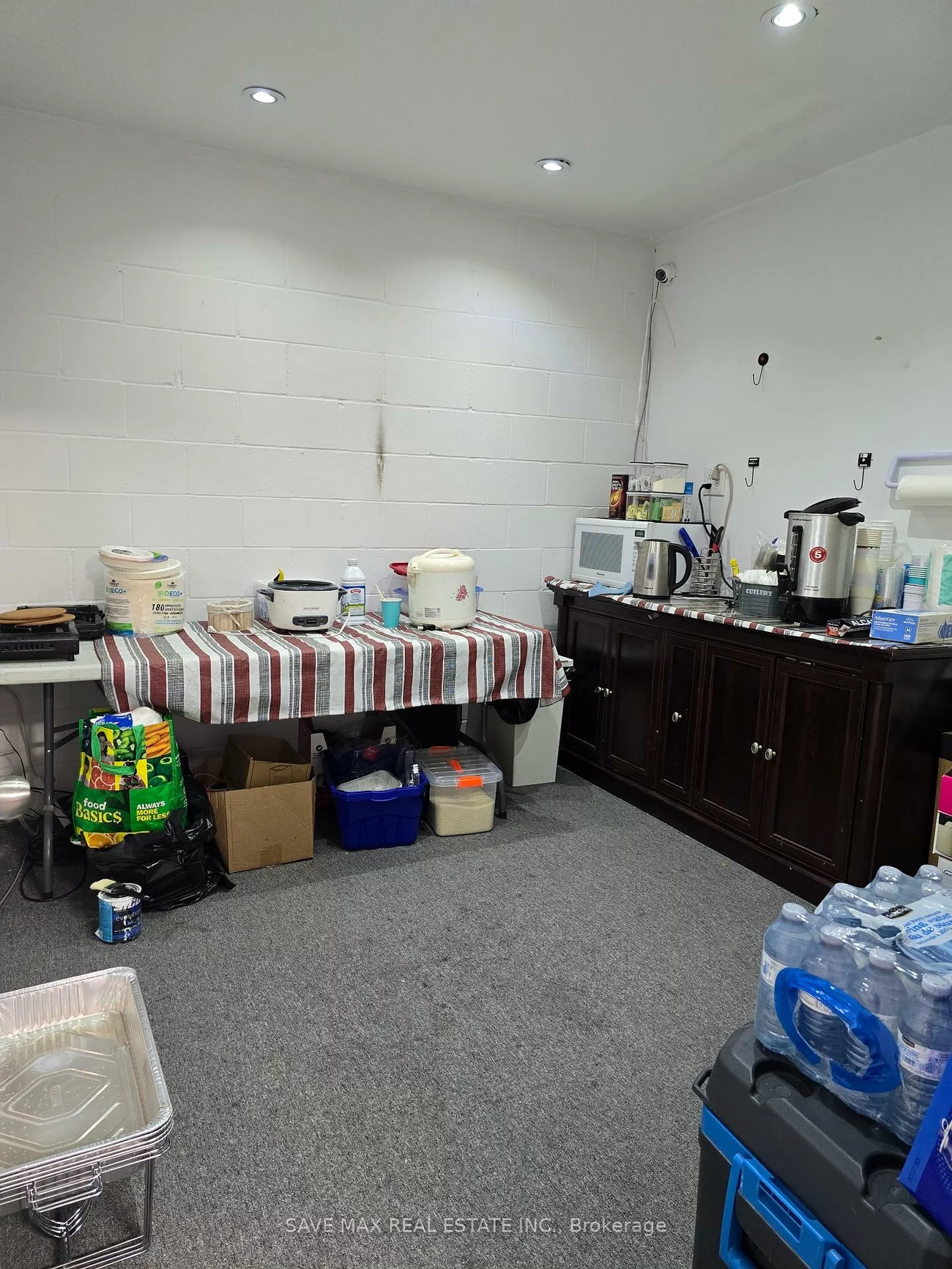 2074, Steeles, Southgate, Brampton