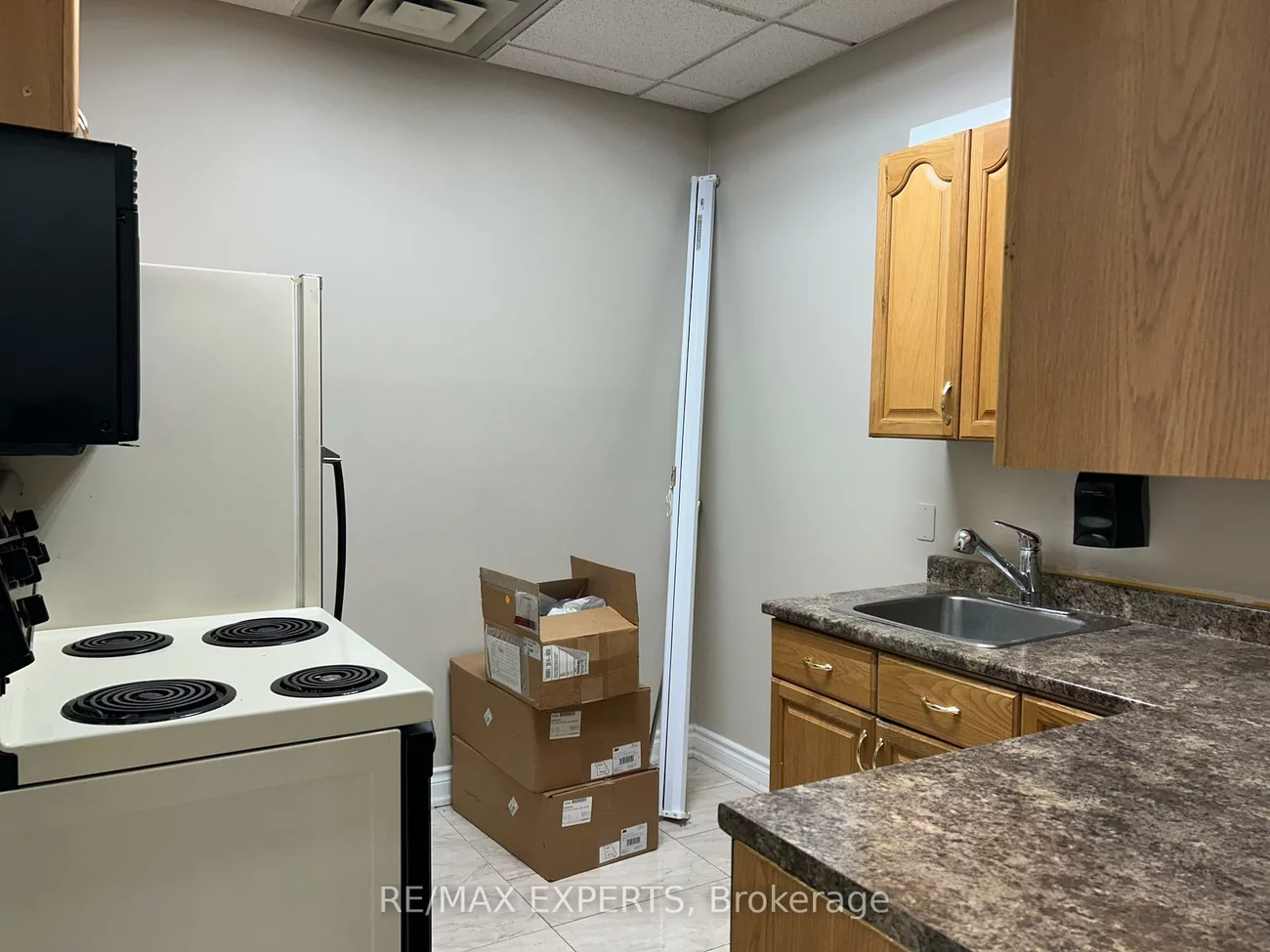 234, Wilkinson, Steeles Industrial, Brampton