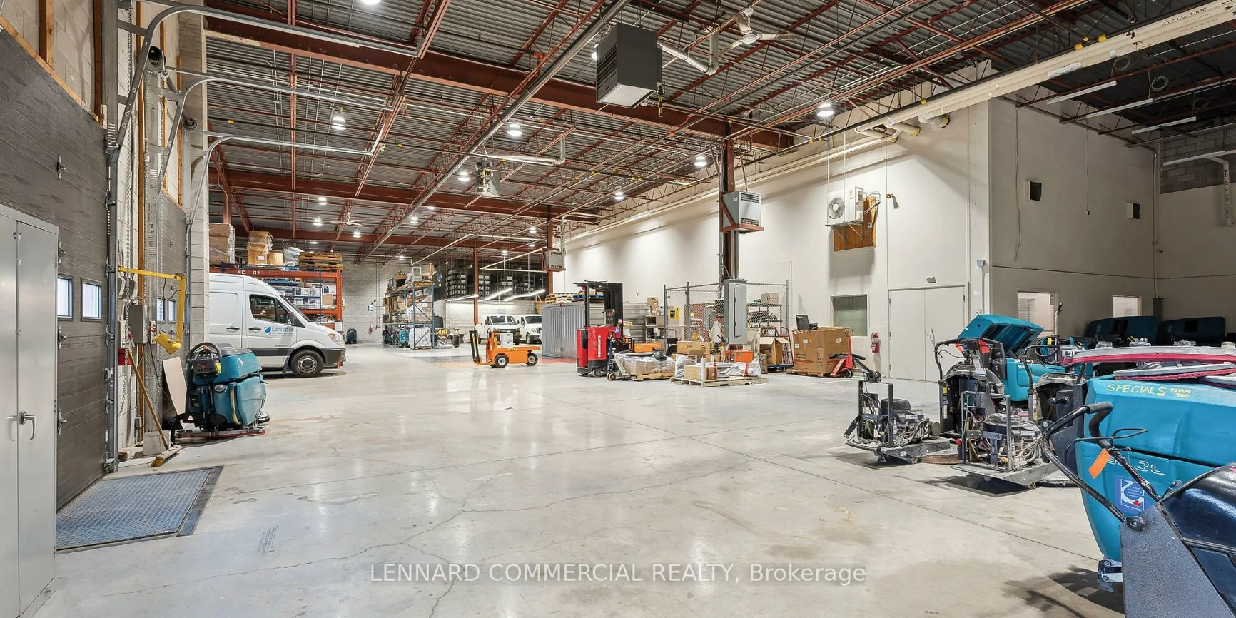 46, Hedgedale, Steeles Industrial, Brampton