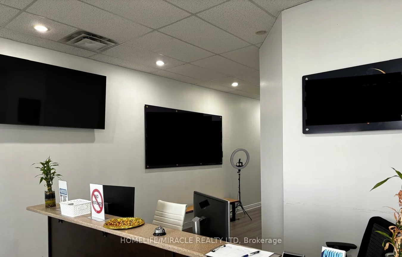 341, Parkhurst, Brampton East Industrial, Brampton
