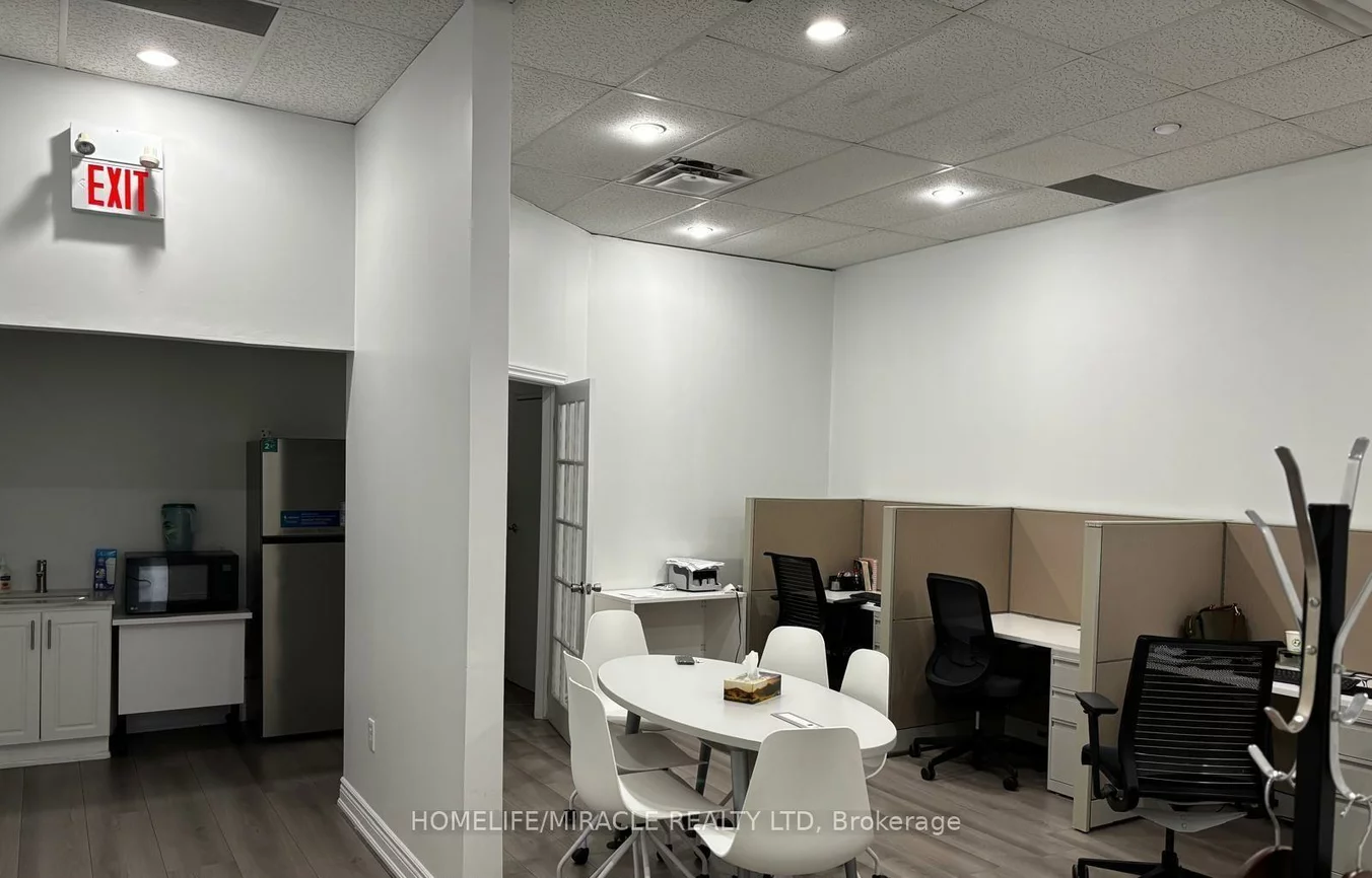 341, Parkhurst, Brampton East Industrial, Brampton