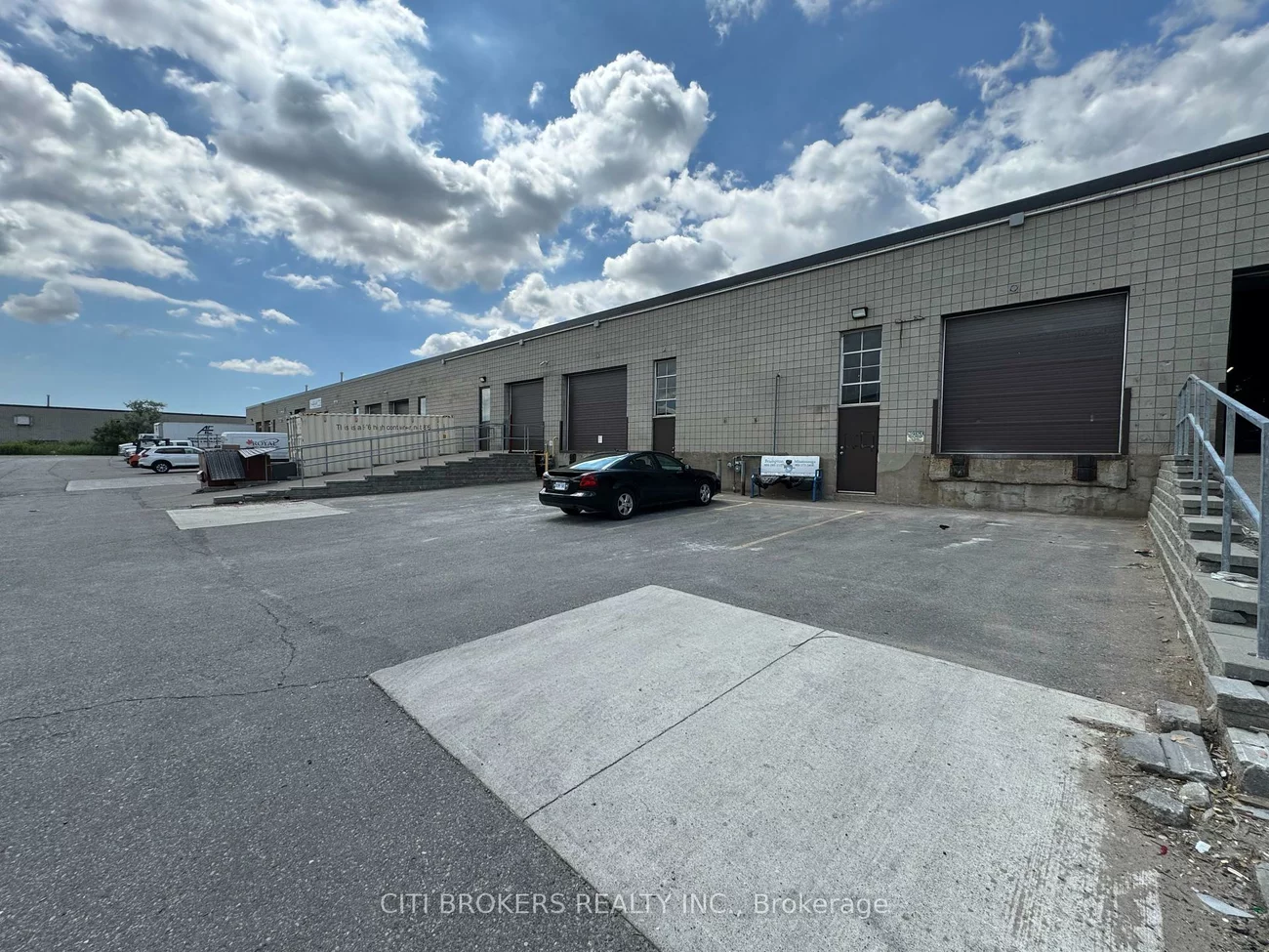 80, Hale, Brampton East, Brampton