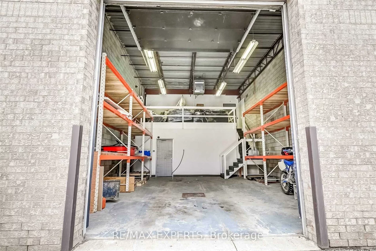 13, Kenview, Parkway Belt Industrial Area, Brampton