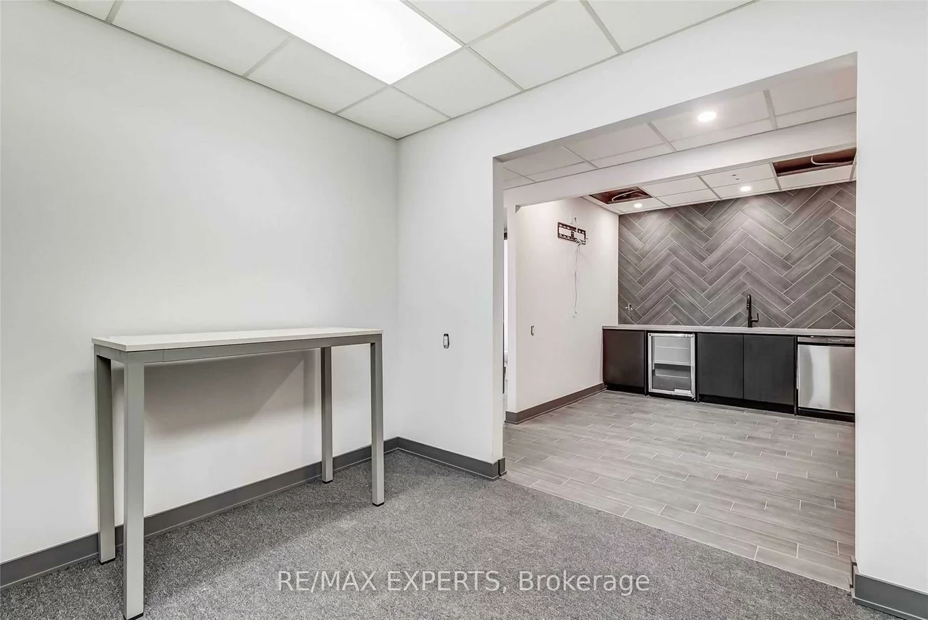 13, Kenview, Parkway Belt Industrial Area, Brampton