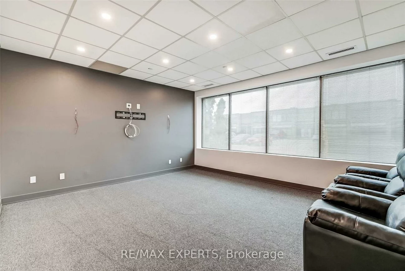 13, Kenview, Parkway Belt Industrial Area, Brampton