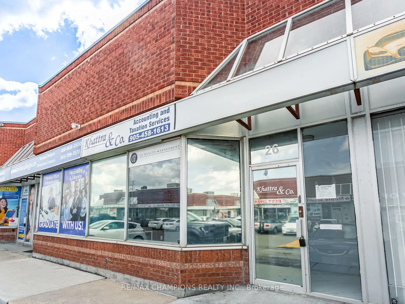 2565, Steeles, Steeles Industrial, Brampton