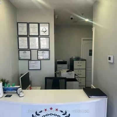 2565, Steeles, Steeles Industrial, Brampton