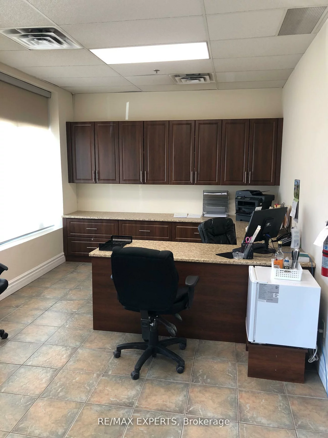 221, Deerhurst, Gore Industrial South, Brampton