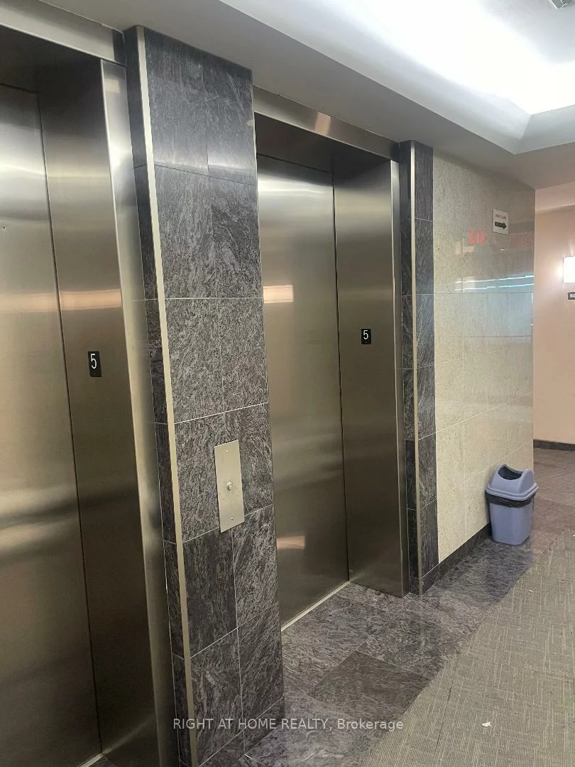 7900, Hurontario, Fletcher's Creek South, Brampton