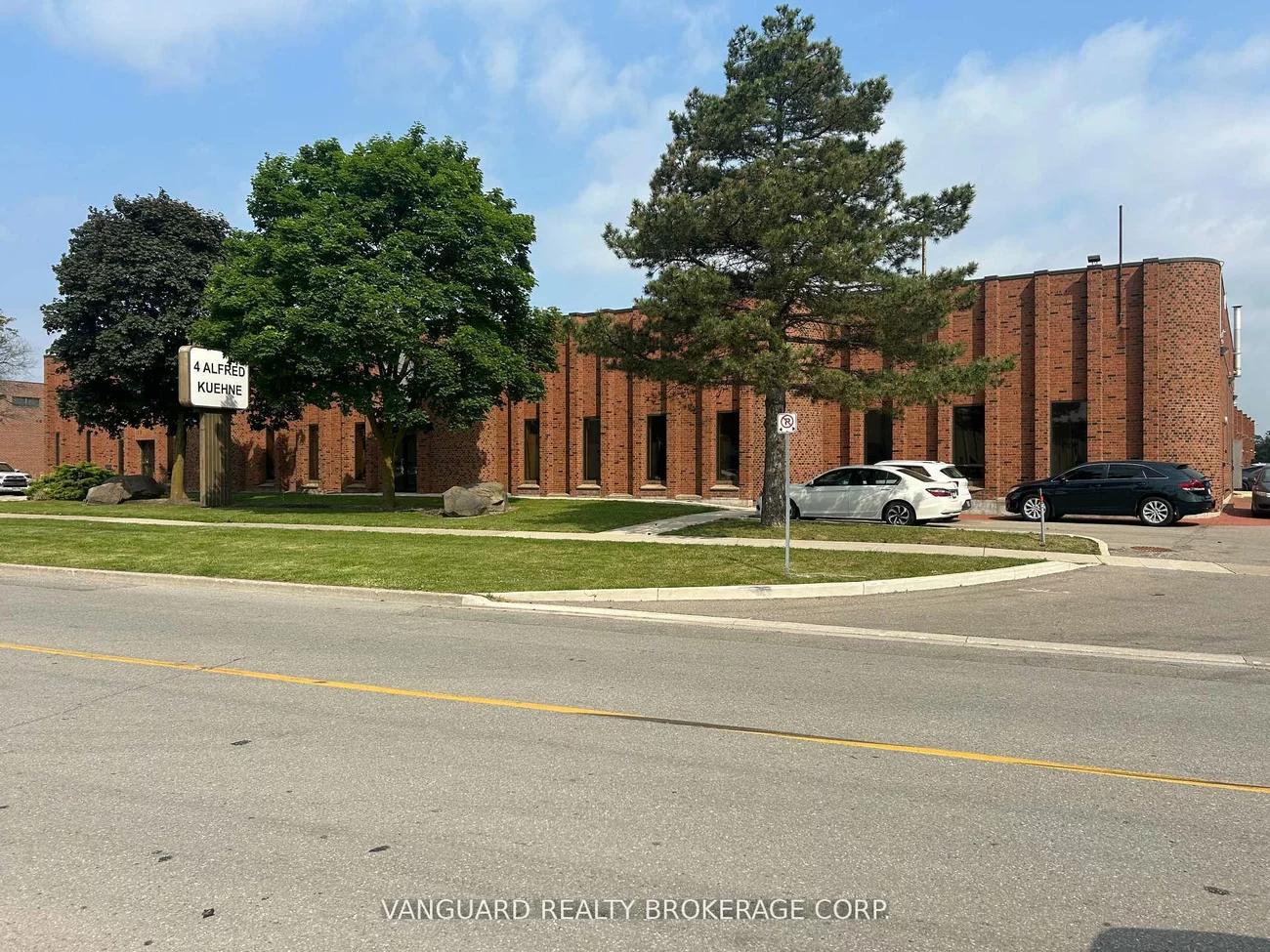 4, Alfred Kuehne, Steeles Industrial, Brampton